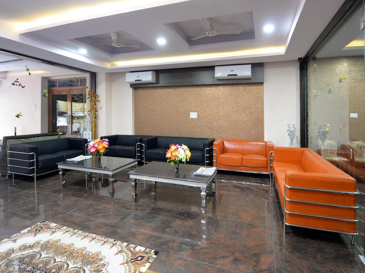 Hotel Super Collection O Lotus Grand Near Secunderabad Railway Station Extérieur photo