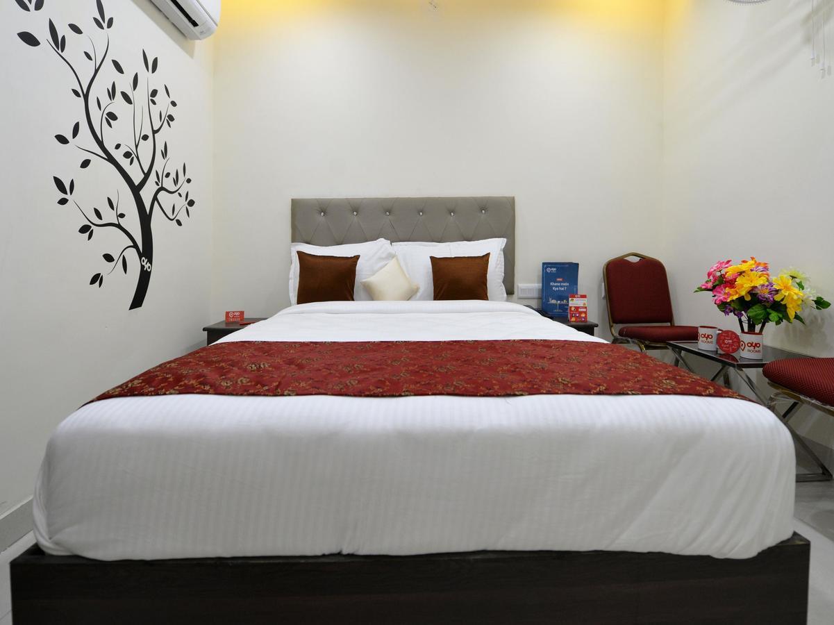 Hotel Super Collection O Lotus Grand Near Secunderabad Railway Station Extérieur photo