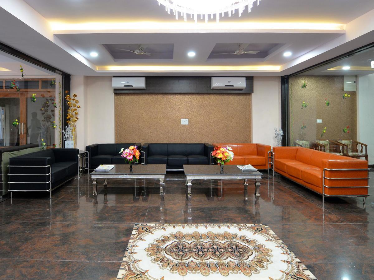 Hotel Super Collection O Lotus Grand Near Secunderabad Railway Station Extérieur photo