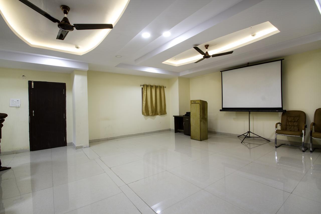 Hotel Super Collection O Lotus Grand Near Secunderabad Railway Station Extérieur photo